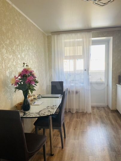 2-к. квартира, 61 м², 4/5 эт.