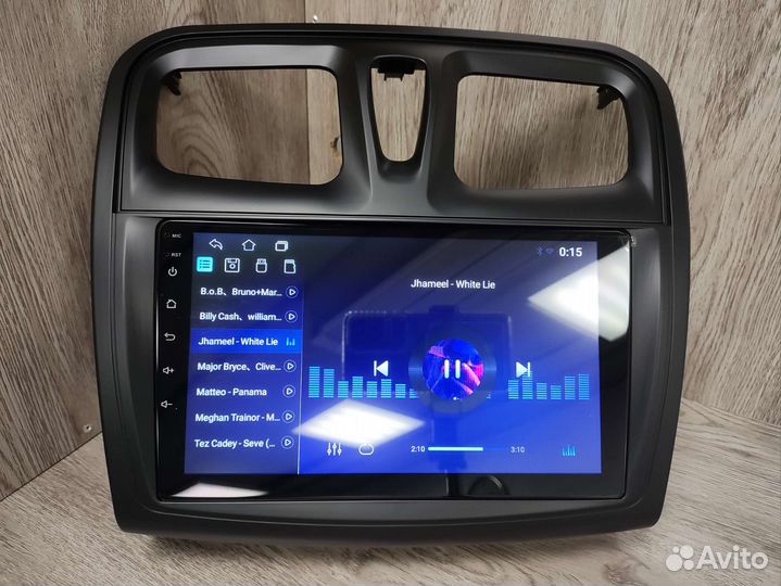 Магнитола Renault Logan / Sandero