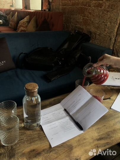 Преподаватель английского для взрослых