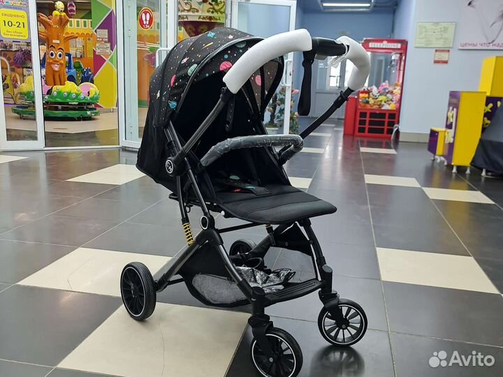 Коляска С перекидной ручкой