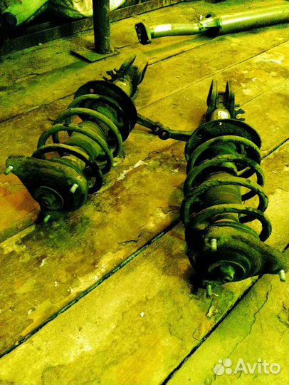 Стойки передние калина гранта