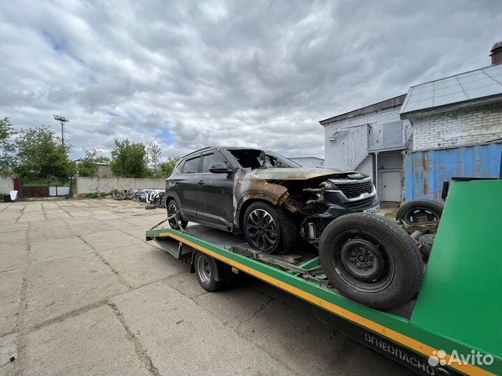 KIA Seltos I 2022г (бензин) 2.0 AT по запчастям