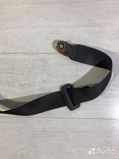 Ремень безопасности задний лев toyota corolla E150