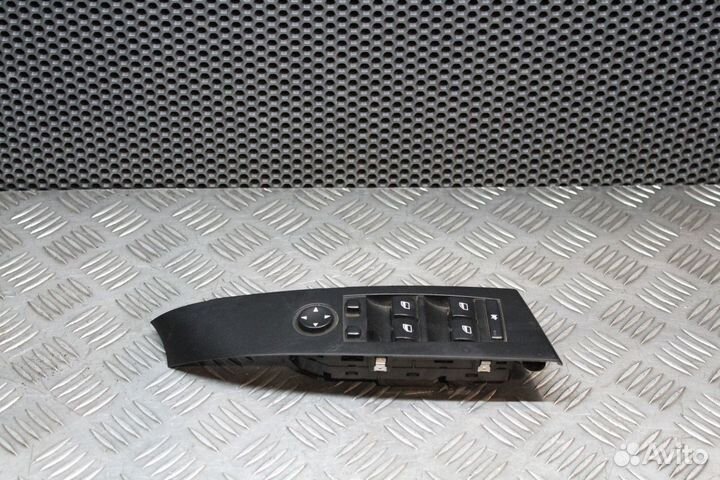 Блок управления стеклоподъемниками BMW 5 E60