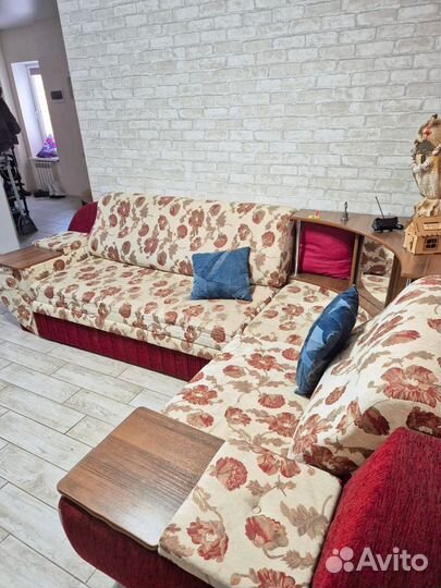 Большой угловой диван раскладной бу