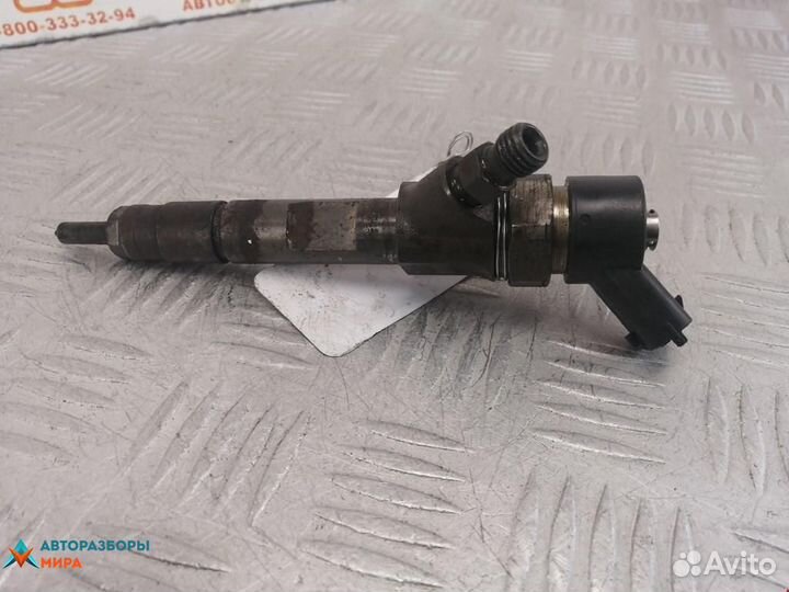 Форсунка Renault Laguna 2 2005 8200100272