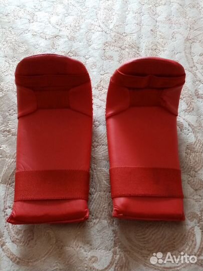 Перчатки для единоборств