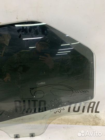 Стекло двери заднее левое Renault Logan K7J710