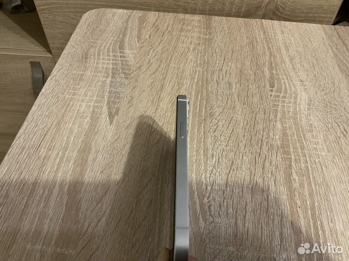 iPhone 13, 256 ГБ
