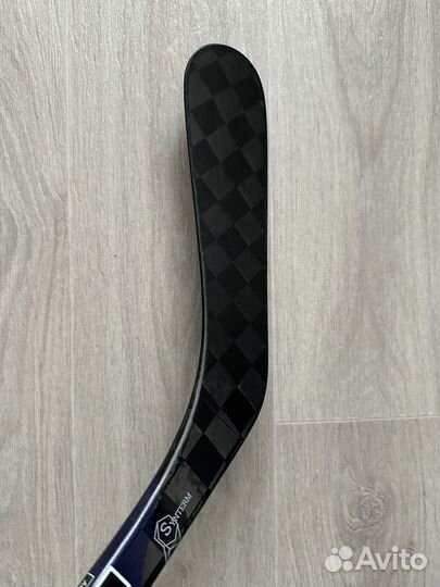 Клюшка хоккейная