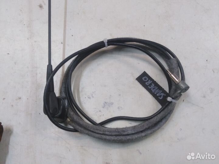 Антена Renault Sandero