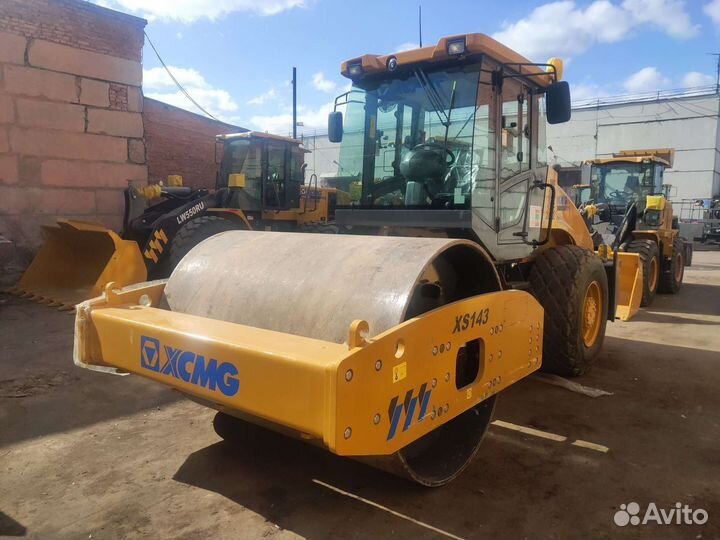 Дорожный каток XCMG XS143, 2024