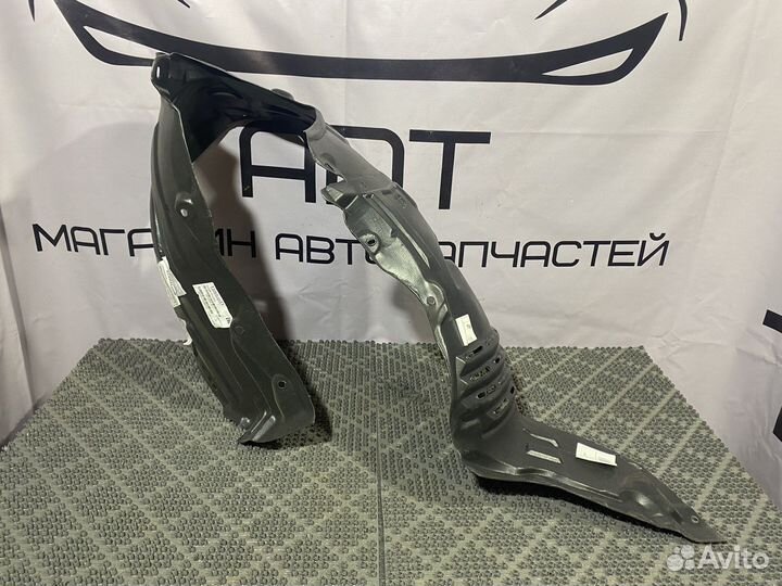 Подкрылок передний левый Mazda 3 BK