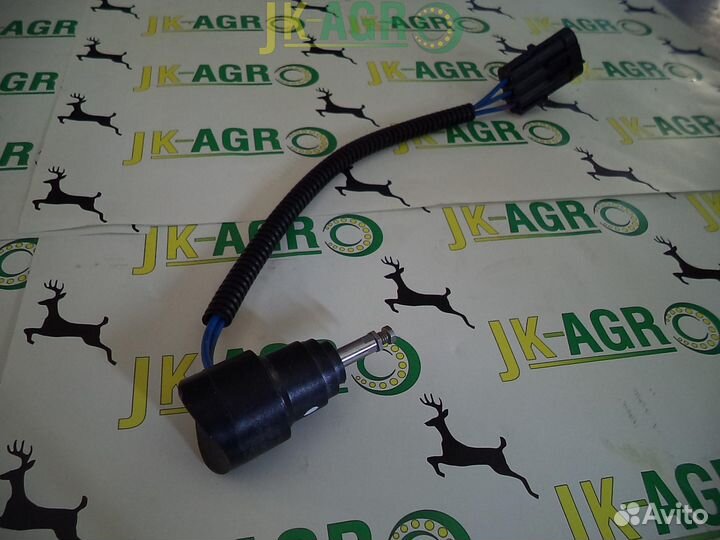 Датчик тяги John Deere новый RE43738 AL226252