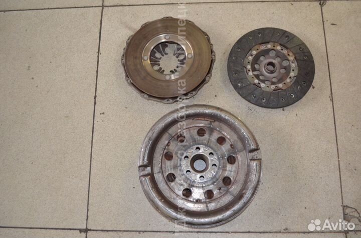 Маховик сцепление 1.8 бензин 1.9 TDI Golf 4 Polo
