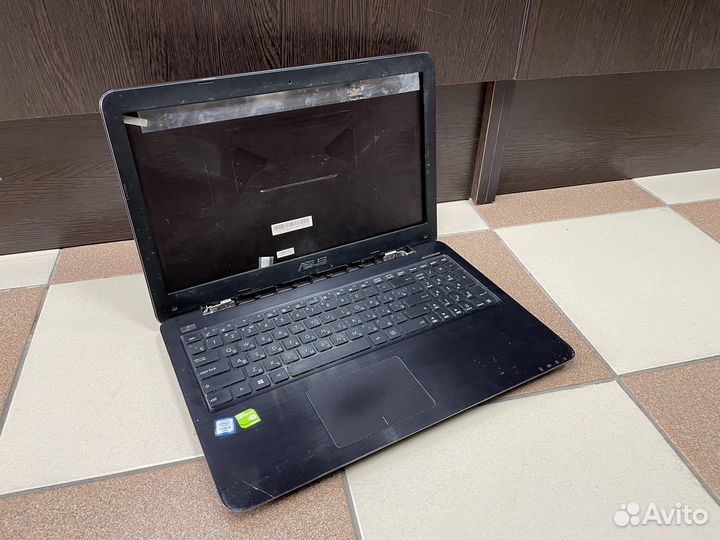 Asus X556U в разбор