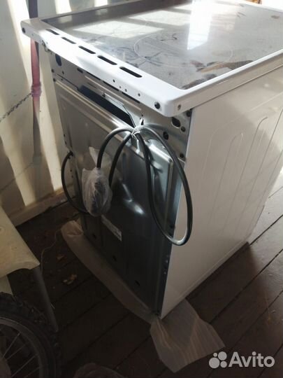 Электрическая плита Weissgauff WES E2V16 WE