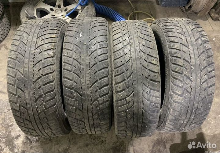 Marshal WinterCraft SUV WP71 235/65 R17