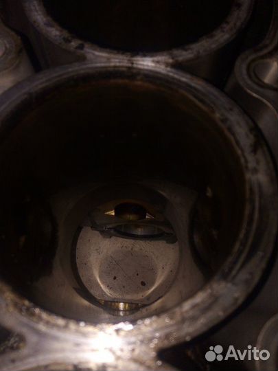 Блок цилиндров Toyota Avensis AZT250 1azfse