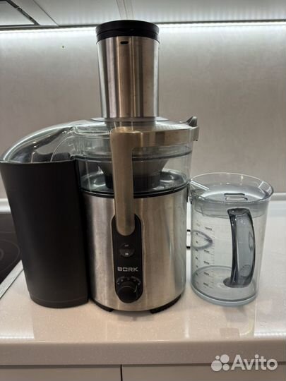Соковыжималка bork Model JU CUP 22130 SI