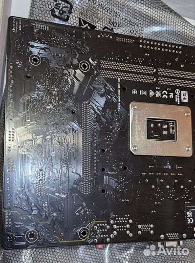 Материнская плата asus h610