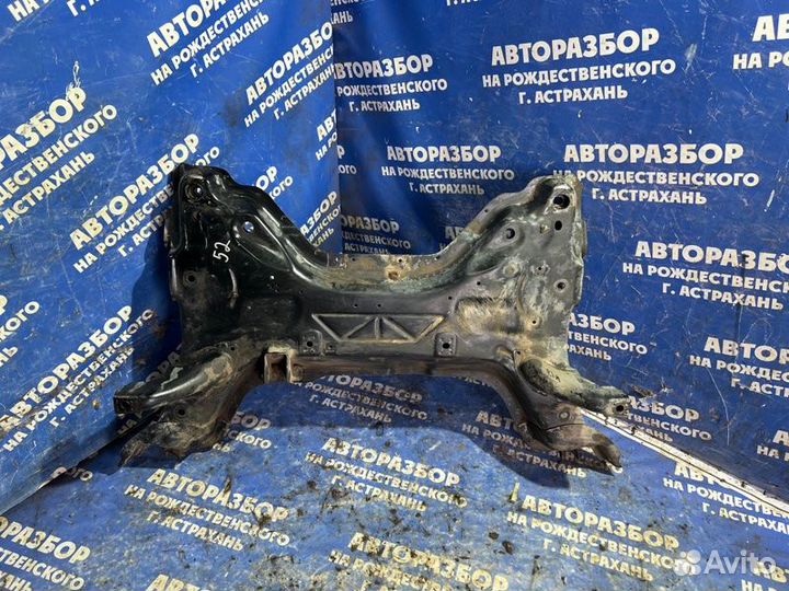 Передний подрамник Peugeot 308 хэтчбек EP6C 2012