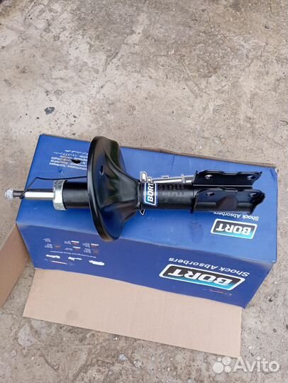 Запчасти лансер 9