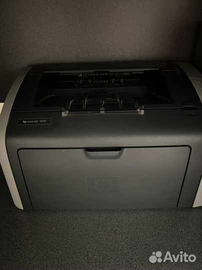 Лазерный принтер HP 1010