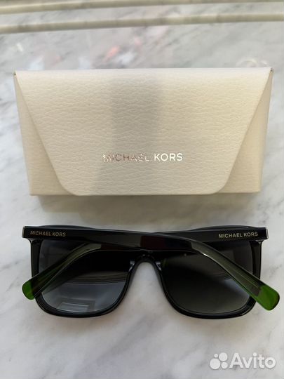 Солнцезащитные очки michael kors