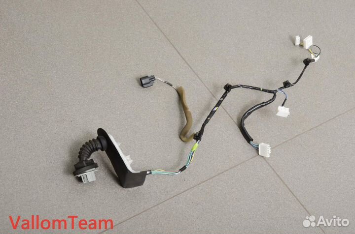 Лот CX103 Проводка двери задняя правая Mazda CX-7