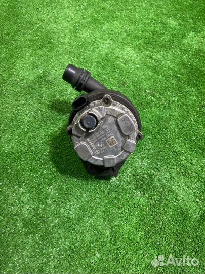 Насос охлаждающей жидкости Bmw 3 F30 B48B20A 2017