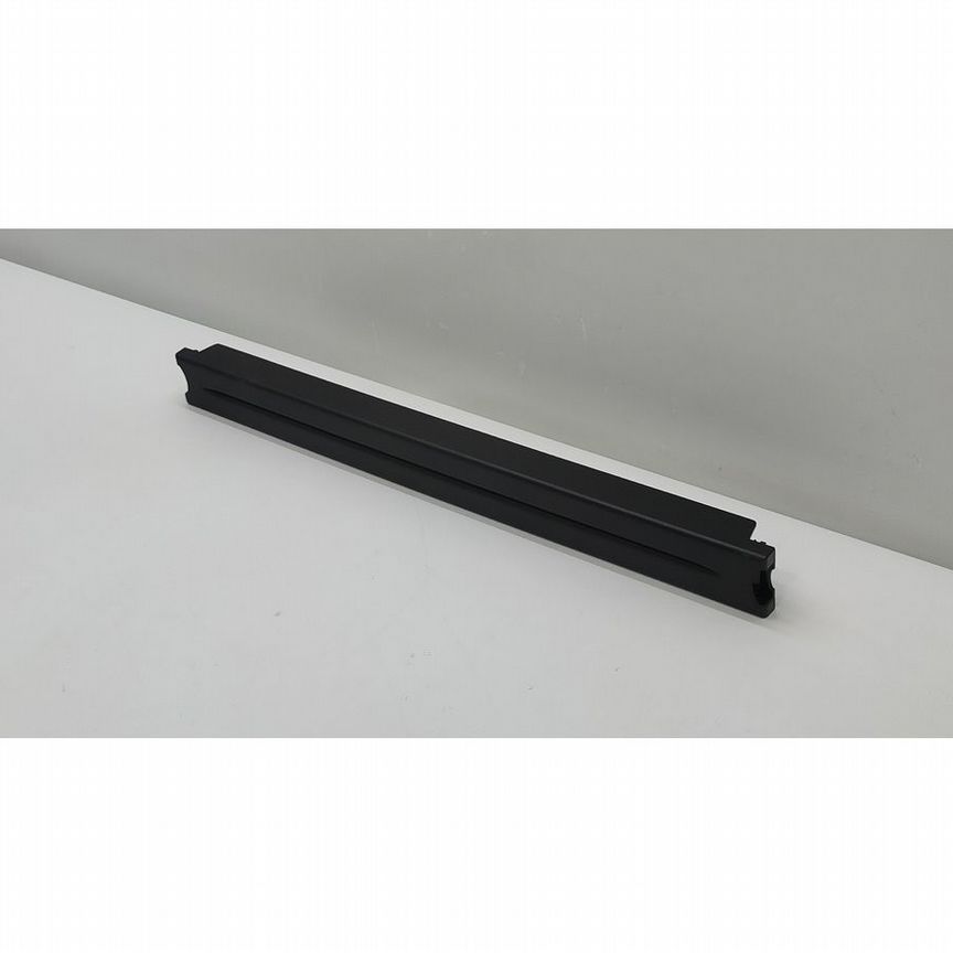 [874-0018B] Заглушка В Стойку Apc, 1u, 19"