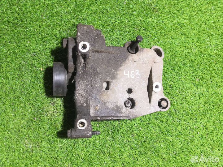 Кронштейн компрессора с роликом BMW 3 e46