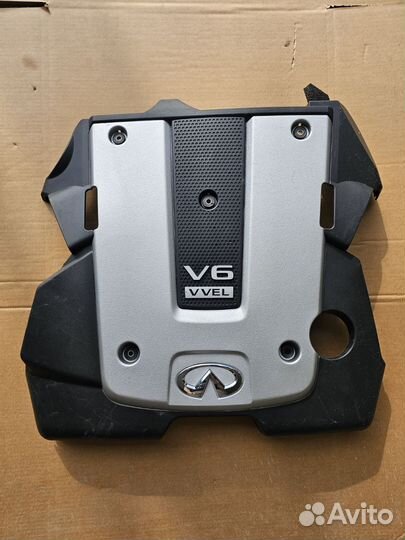 Крышка двигателя Infiniti FX37 G37 QX70 M37 Q70