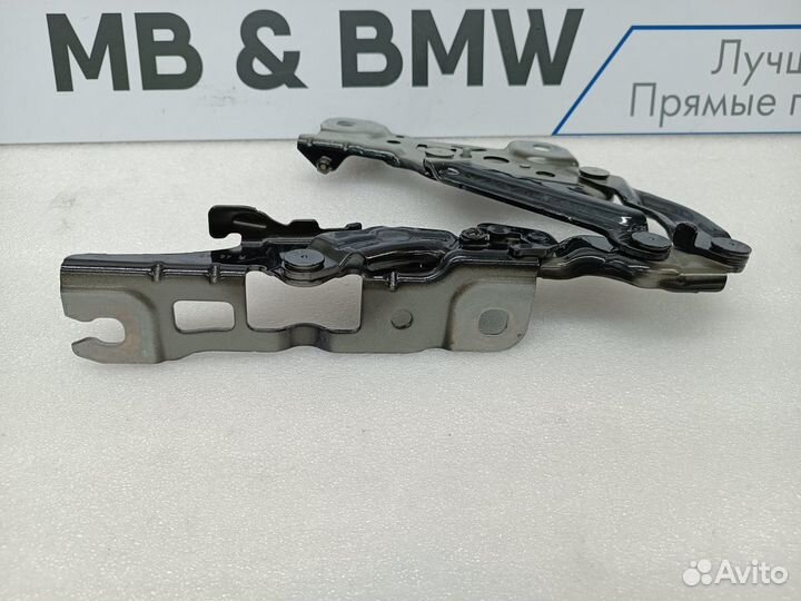 Петля капота правая BMW 5 G30