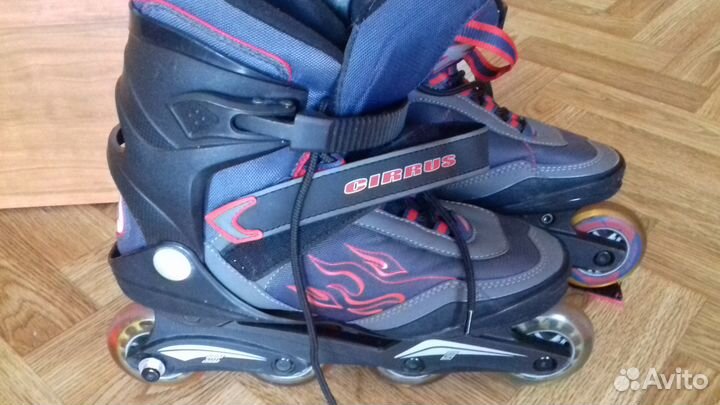 Ролики cirrus размер 41,5 + защита S