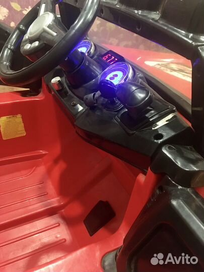 Детский электромобиль (машина)