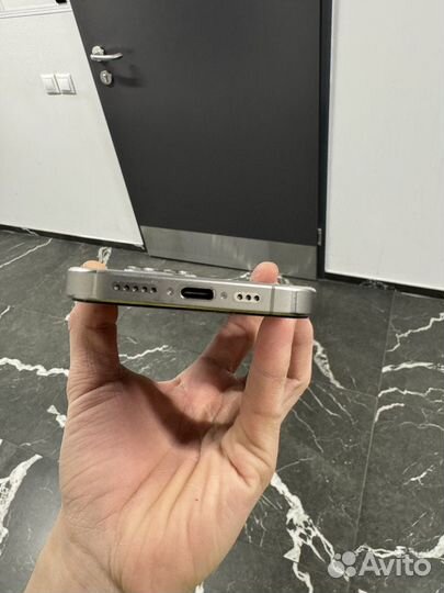 iPhone 15 Pro, 128 ГБ