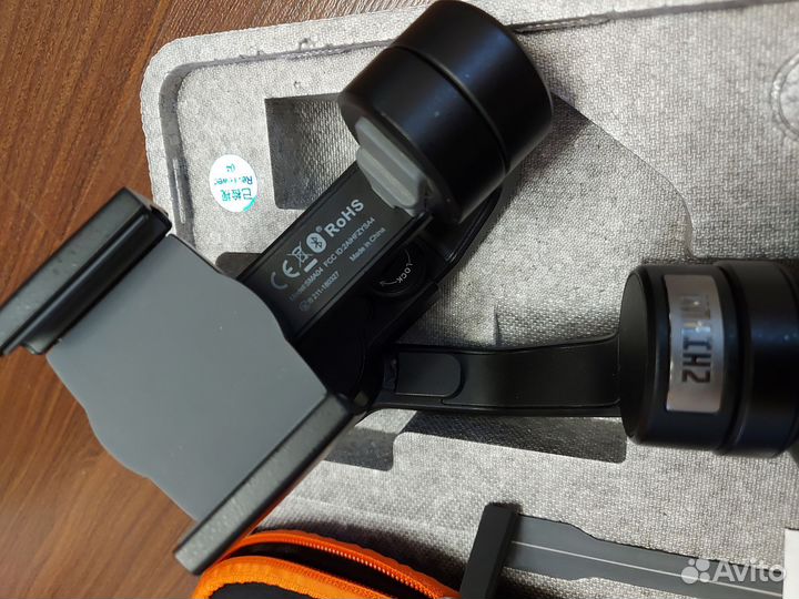 Zhiyun Smooth 4 стабилизатор 3х осевой