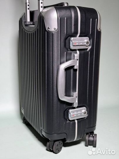 Чемодан Rimowa