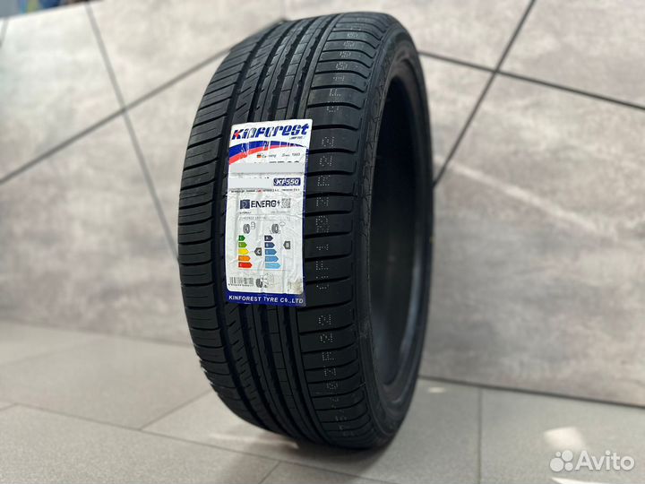 Kinforest KF-550 285/35 R20 104Y