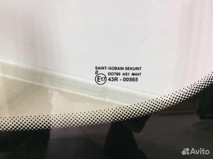 Стекло BMW X6 E71