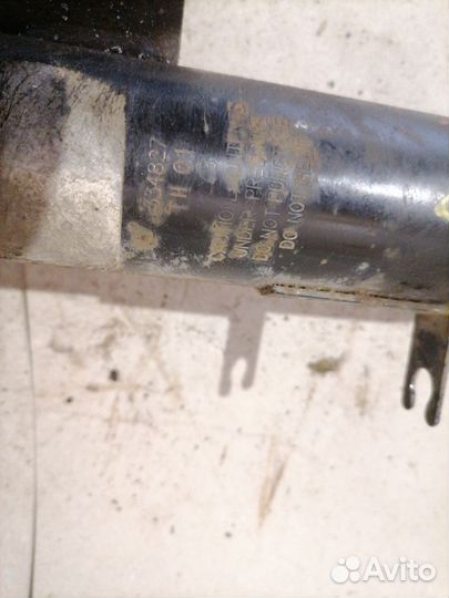 Стойка амортизатора переднего правого Citroen C3