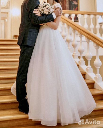 Свадебные платья