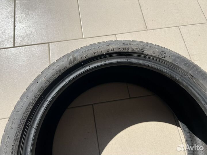 Bridgestone Alenza Sport 225/40 R18 и 235/45 R18 92Y