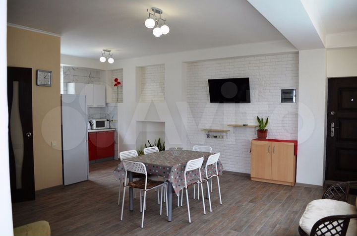 3-к. квартира, 60 м², 2/3 эт.