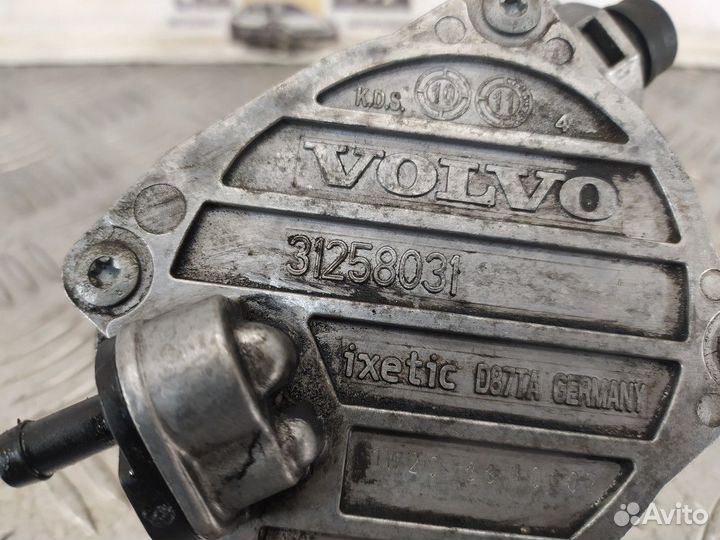 Насос вакуумный D5244T 15 2.4 дизель Volvo XC60 I