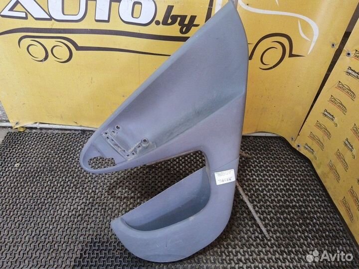 Обшивка двери задней правой (дверная карта) Toyota