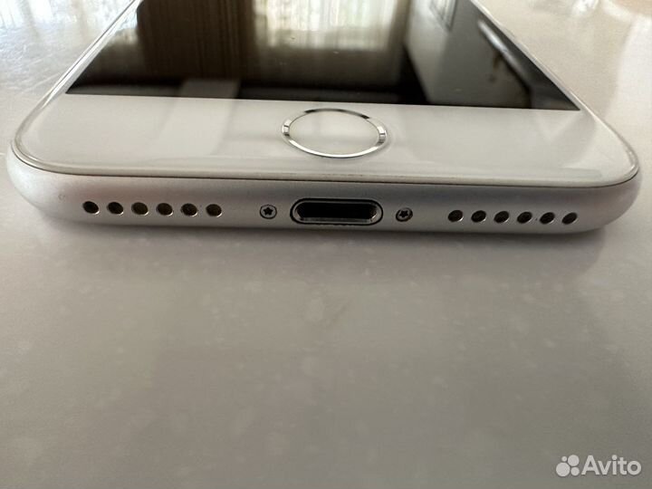 iPhone 8 64gb