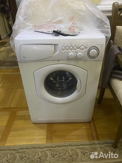 Стиральная машинка аристон
